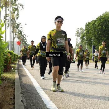 Runner Photo 6988398