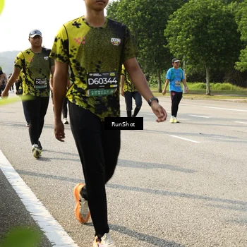 Runner Photo 6988442