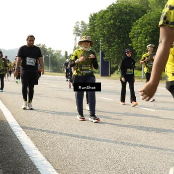 Runner Photo 6988466
