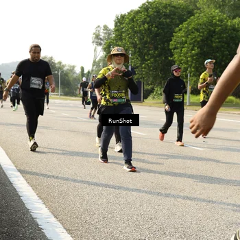 Runner Photo 6988467