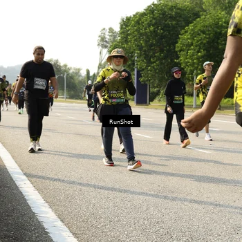 Runner Photo 6988472