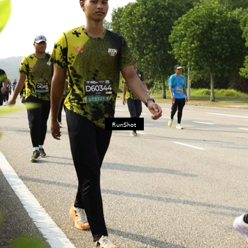 Runner Photo 6988483