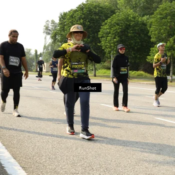 Runner Photo 6988489