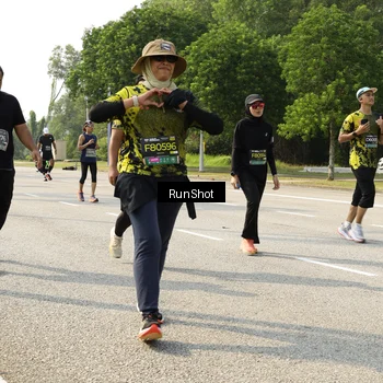 Runner Photo 6988512