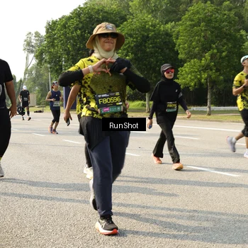 Runner Photo 6988528