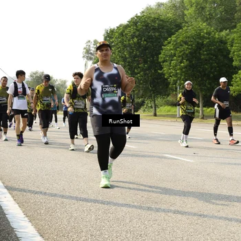 Runner Photo 6988552