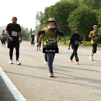 Runner Photo 6988588
