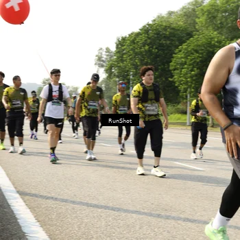 Runner Photo 6988595