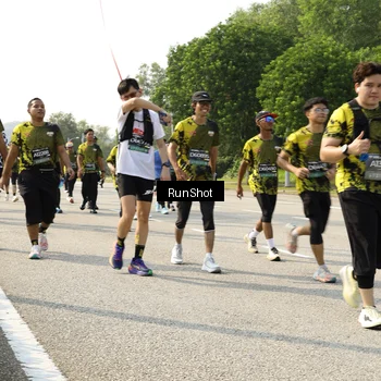 Runner Photo 6988613