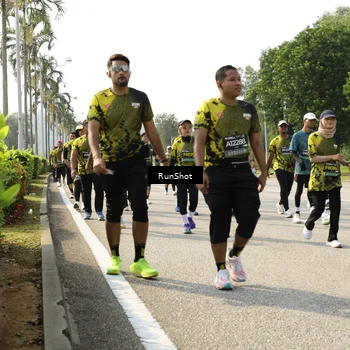 Runner Photo 6988658