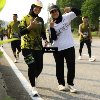 Runner Photo 6988724