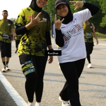Runner Photo 6988737