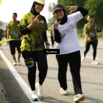 Runner Photo 6988747