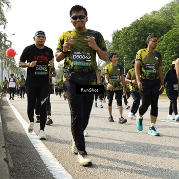 Runner Photo 6988820