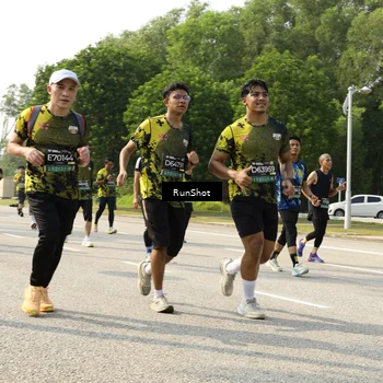 Runner Photo 6988861