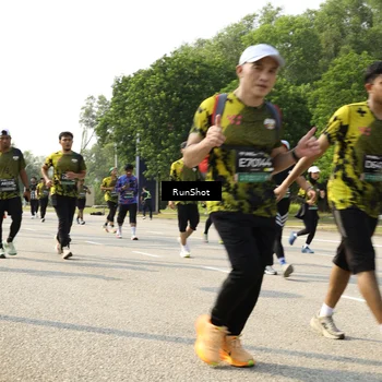 Runner Photo 6988864