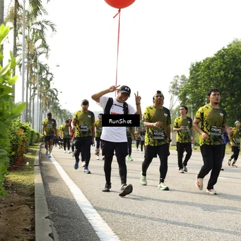 Runner Photo 6988882