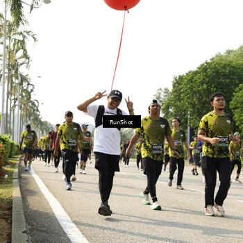 Runner Photo 6988903