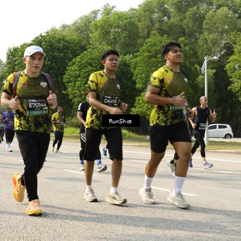 Runner Photo 6988950