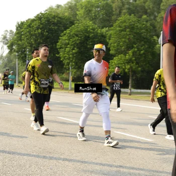 Runner Photo 6989011