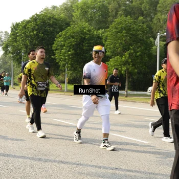 Runner Photo 6989015