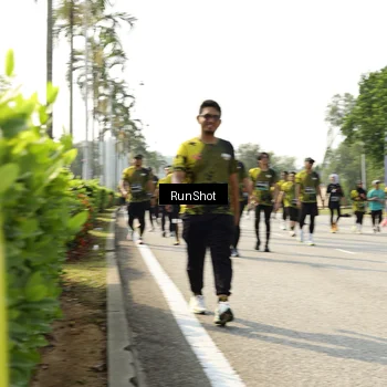 Runner Photo 6989050