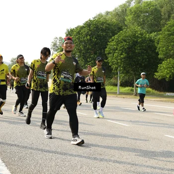 Runner Photo 6989087