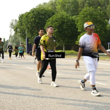 Runner Photo 6989097