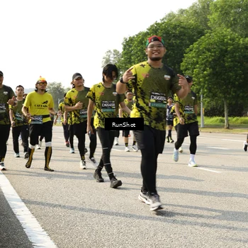 Runner Photo 6989115