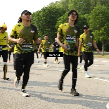 Runner Photo 6989252