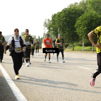 Runner Photo 6989263