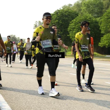 Runner Photo 6989281