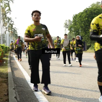Runner Photo 6989308