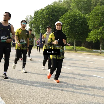 Runner Photo 6989341