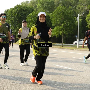 Runner Photo 6989342