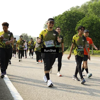 Runner Photo 6989391