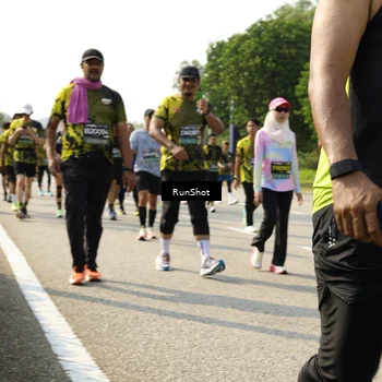 Runner Photo 6989411