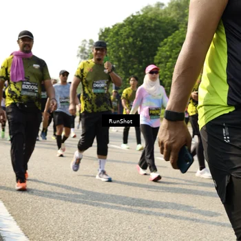 Runner Photo 6989415