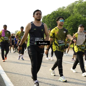Runner Photo 6989417
