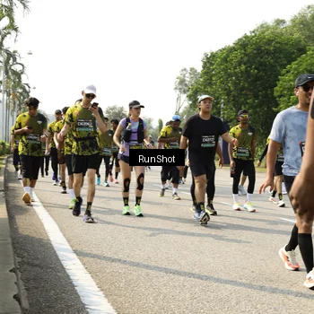 Runner Photo 6989432