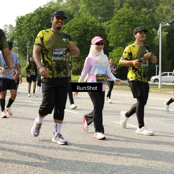 Runner Photo 6989434