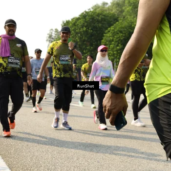 Runner Photo 6989439