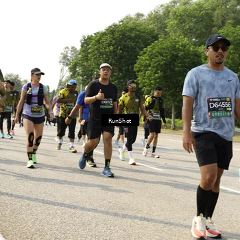 Runner Photo 6989451