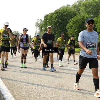 Runner Photo 6989452