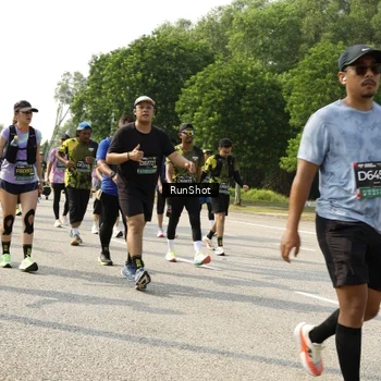 Runner Photo 6989461