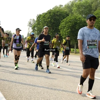Runner Photo 6989462