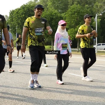 Runner Photo 6989463