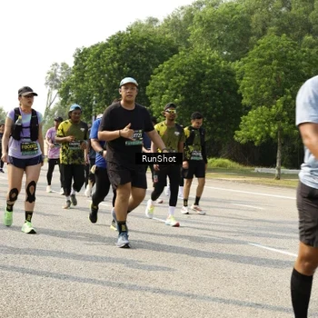 Runner Photo 6989465