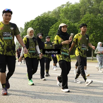 Runner Photo 6989521