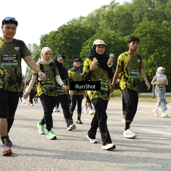 Runner Photo 6989530